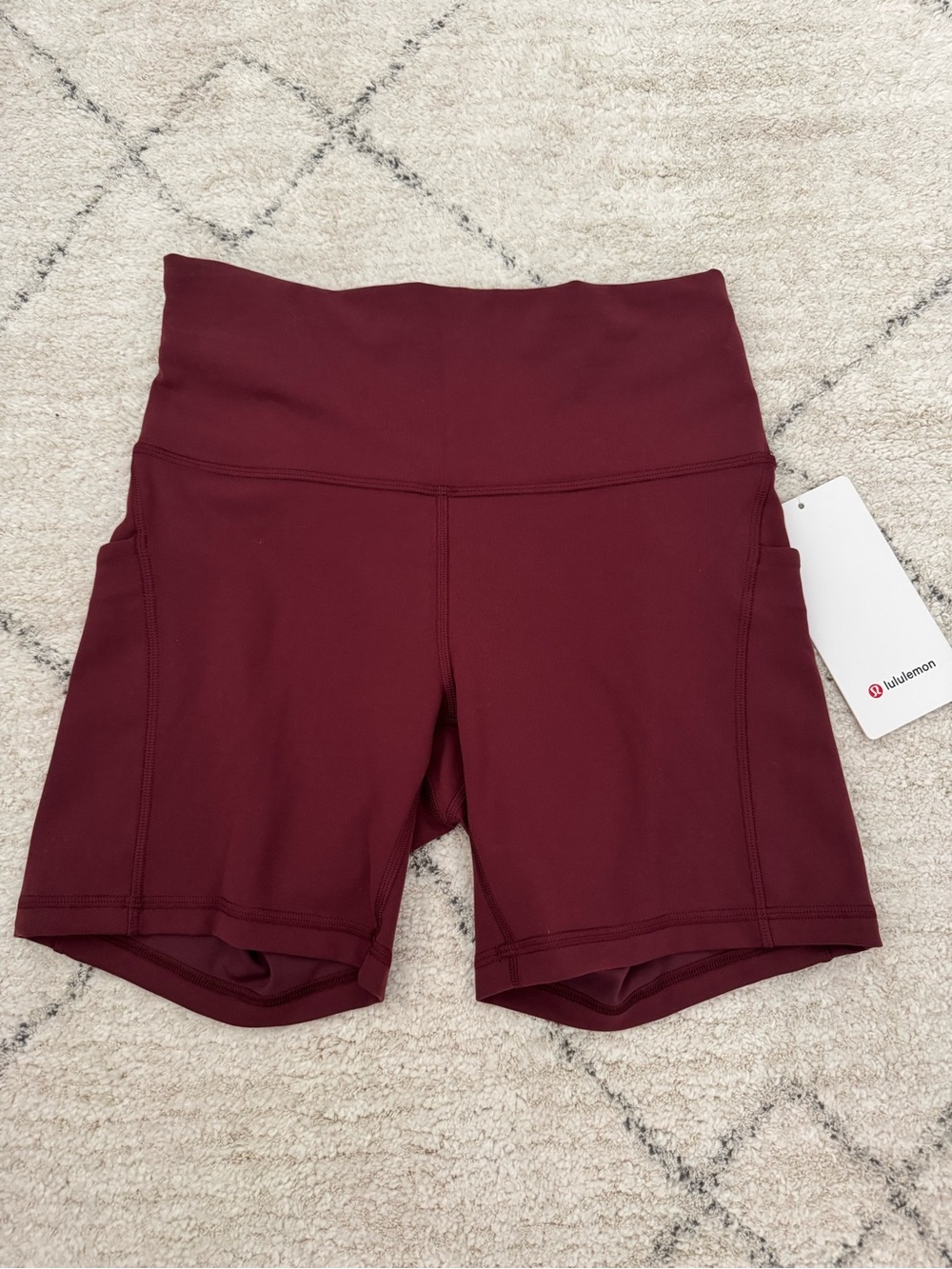 lululemon Wunder Train High-Rise Short with Pockets 6”